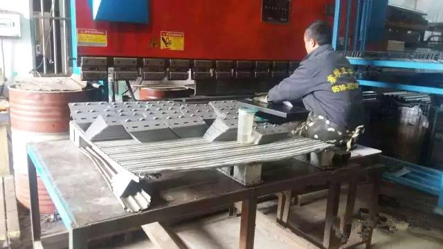 賽維亞工廠