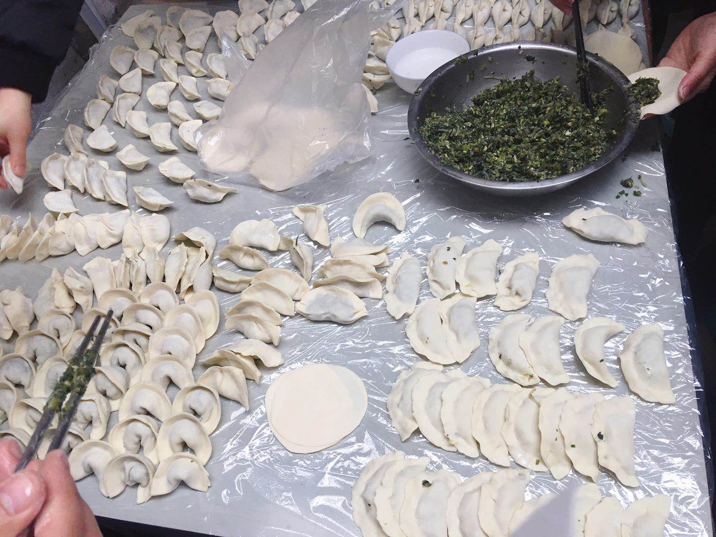 無(wú)錫賽維亞新年包餃子
